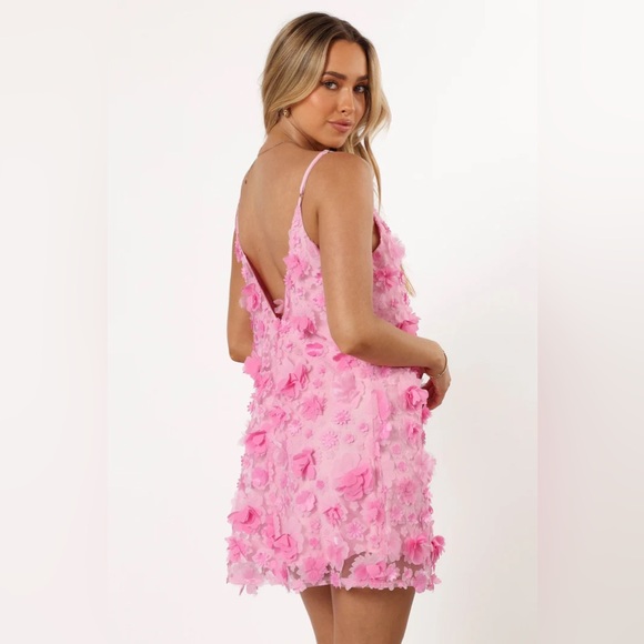 NWT Petal & Pup FREYA FLORAL MINI DRESS - Picture 2 of 6